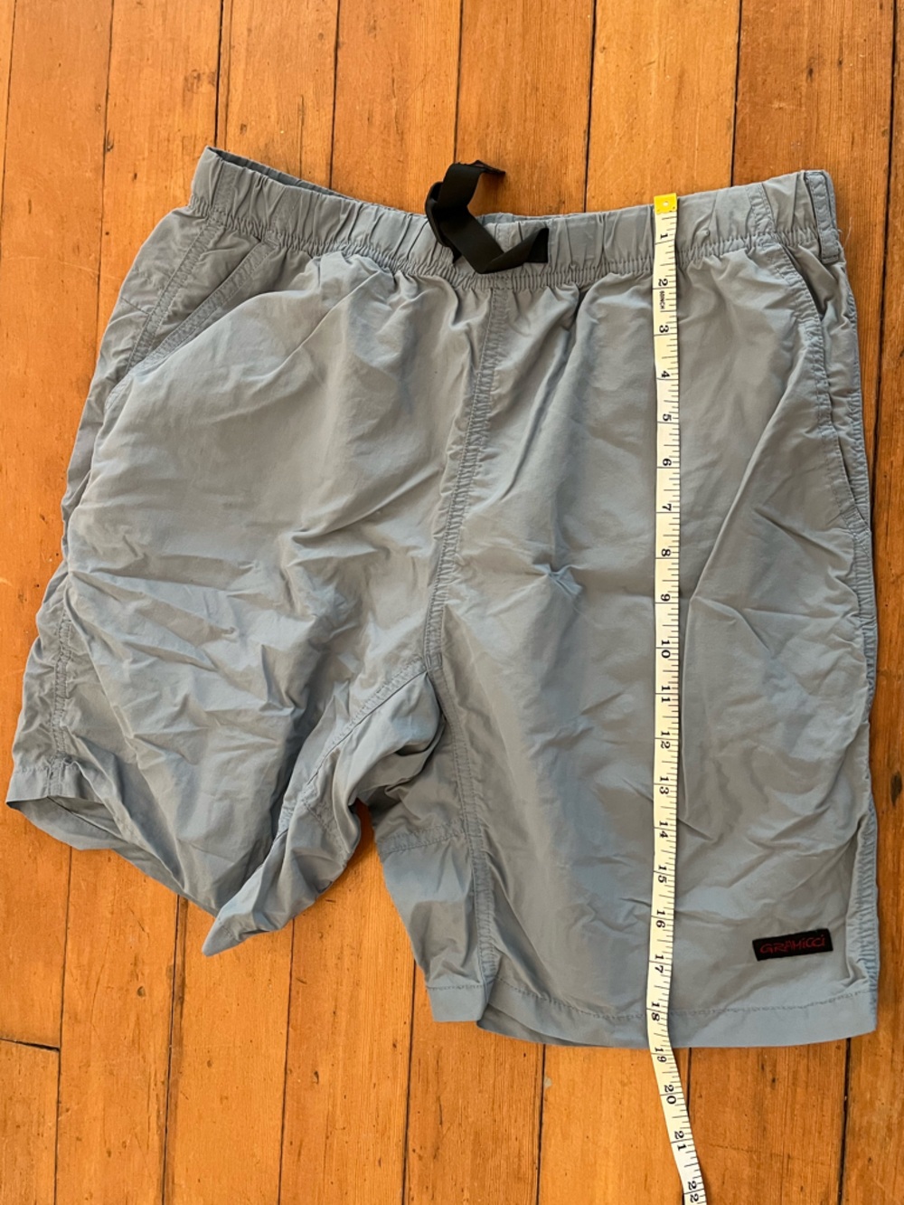 Gramicci size medium shorts